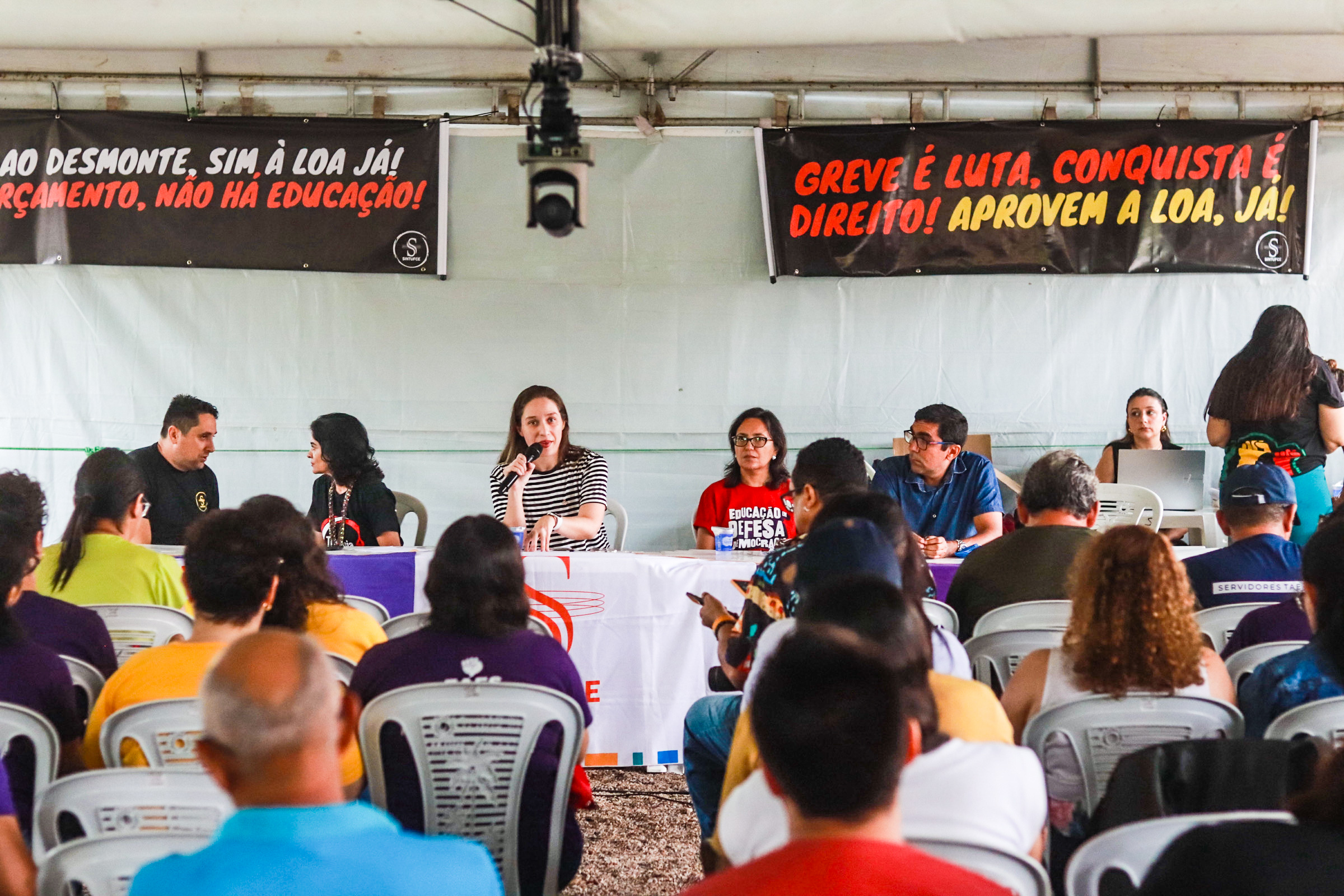 LUTA – ADUFC participa do Dia Nacional de Paralisação das IFES pela votação da LOA de 2025