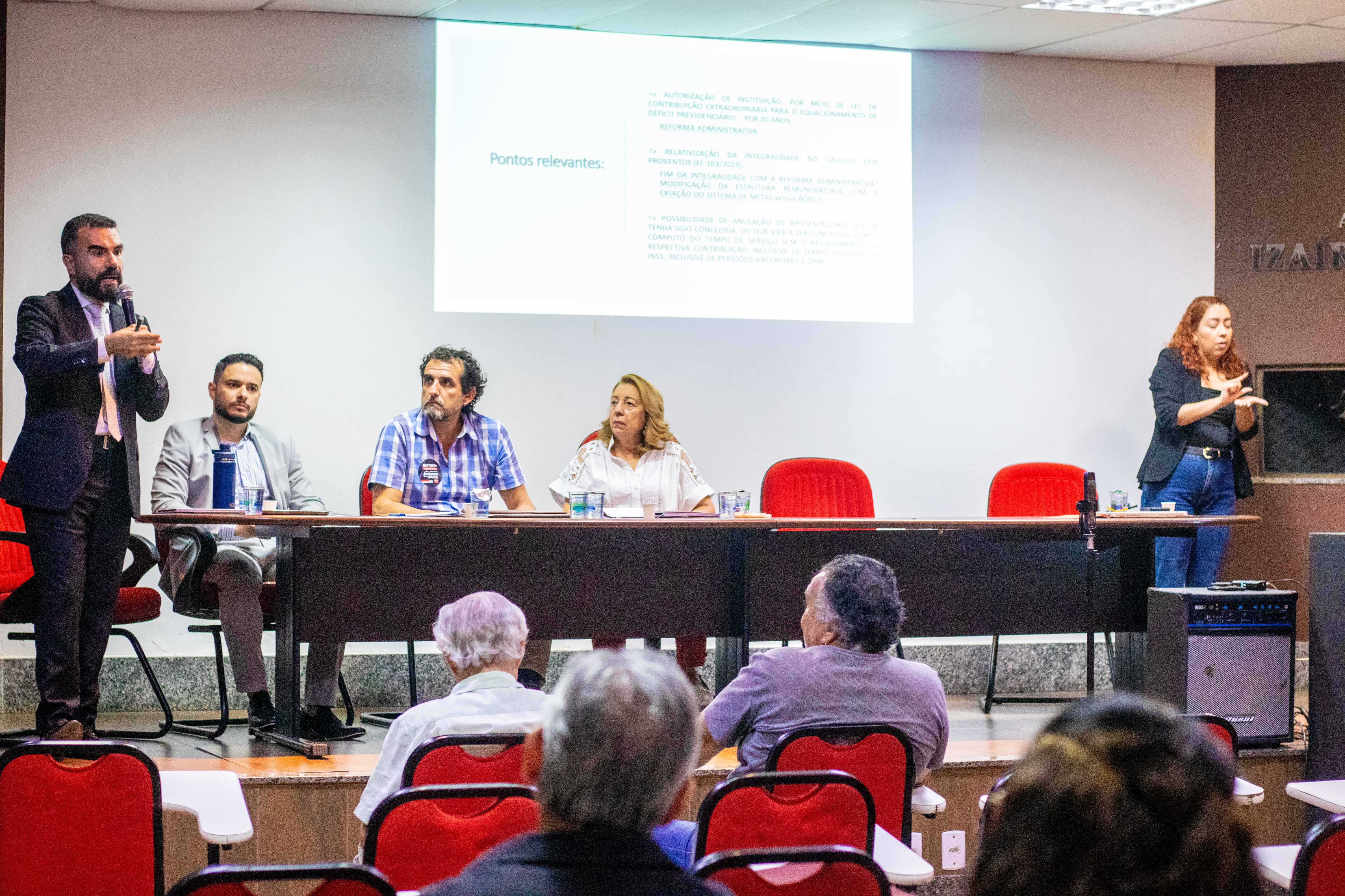 PREVIDÊNCIA — ADUFC promove debate sobre Aposentadoria no Magistério Superior em Fortaleza e no Cariri